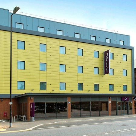 Premier Inn Newbury Town Centre Eksteriør bilde